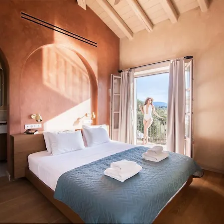 Vila Stone Situated In The Heart Of An Impressive Estate, In One Of The Scenic And Secluded Parts Of Corfu's Northeast Iconic Mediterranean Coastline. Roda (Corfu)